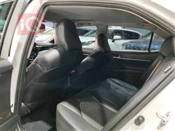 تۆیۆتا کامری